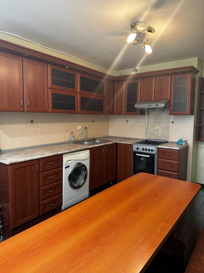 Saryan 29 Apartment Yerevan Bagian luar foto